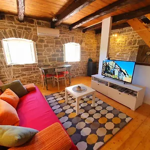 Casa Leonarda, Old Authentic Istrian Stone House Near Motovun, Istria Vikendica